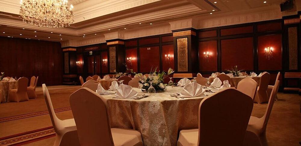 Helnan Landmark Hotel 4*